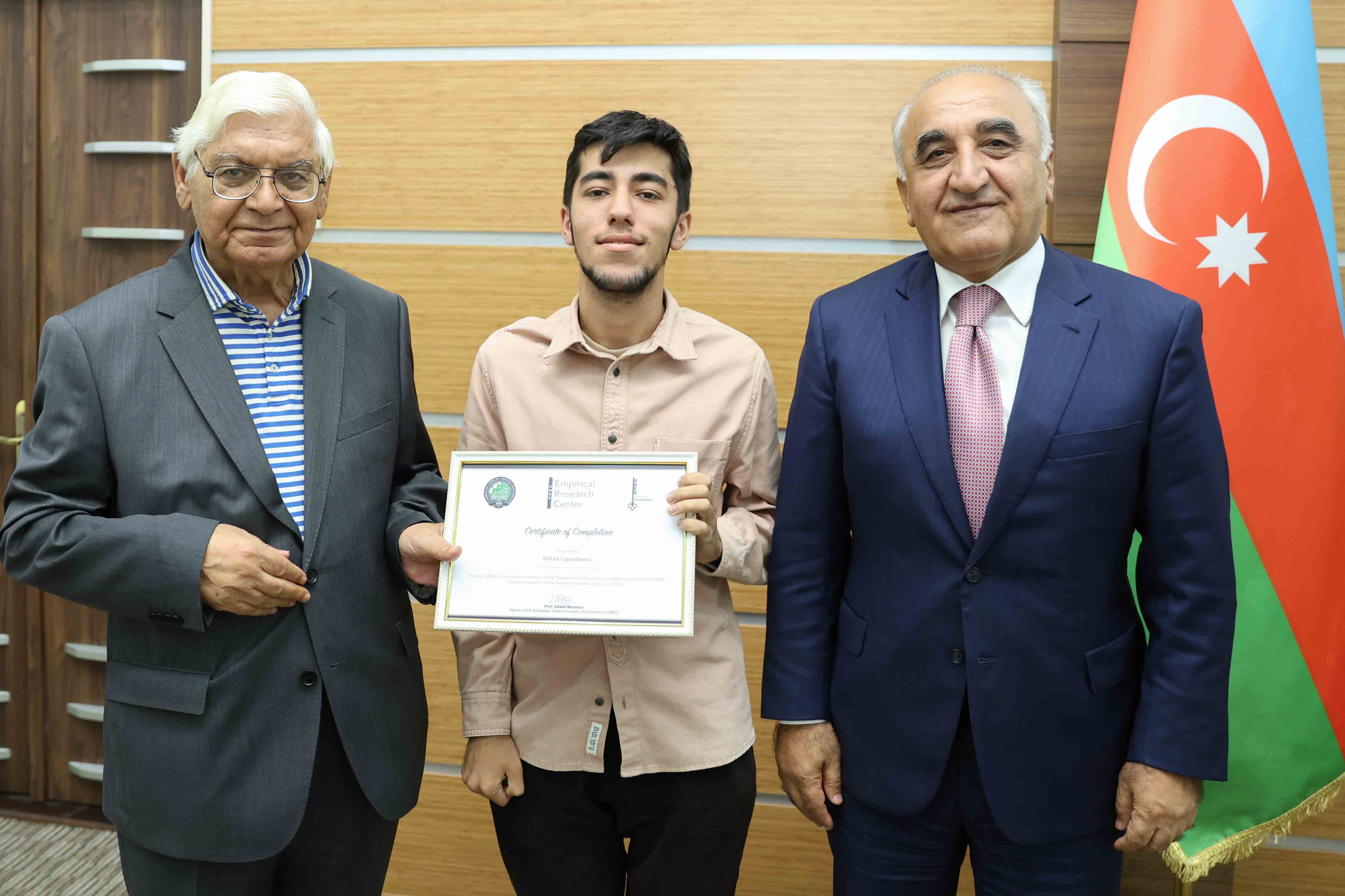 UNEC-in “Gələcəyin tədqiqatçıları” adlı qrant layihəsi uğurla yekunlaşıb